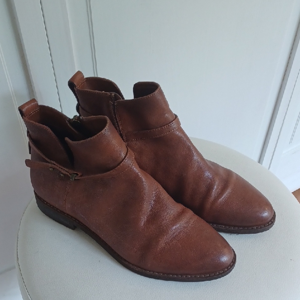 Franco Sarto Brown Leather Ankle Boots Size 7